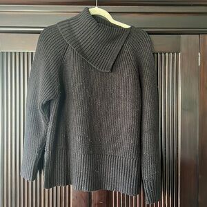 Zara Black Sweater Size M